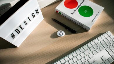 graphic term discovery hub