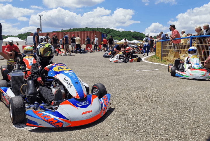 Why Go Karting in LA Is a Great Weekend Activity for Friends and Families